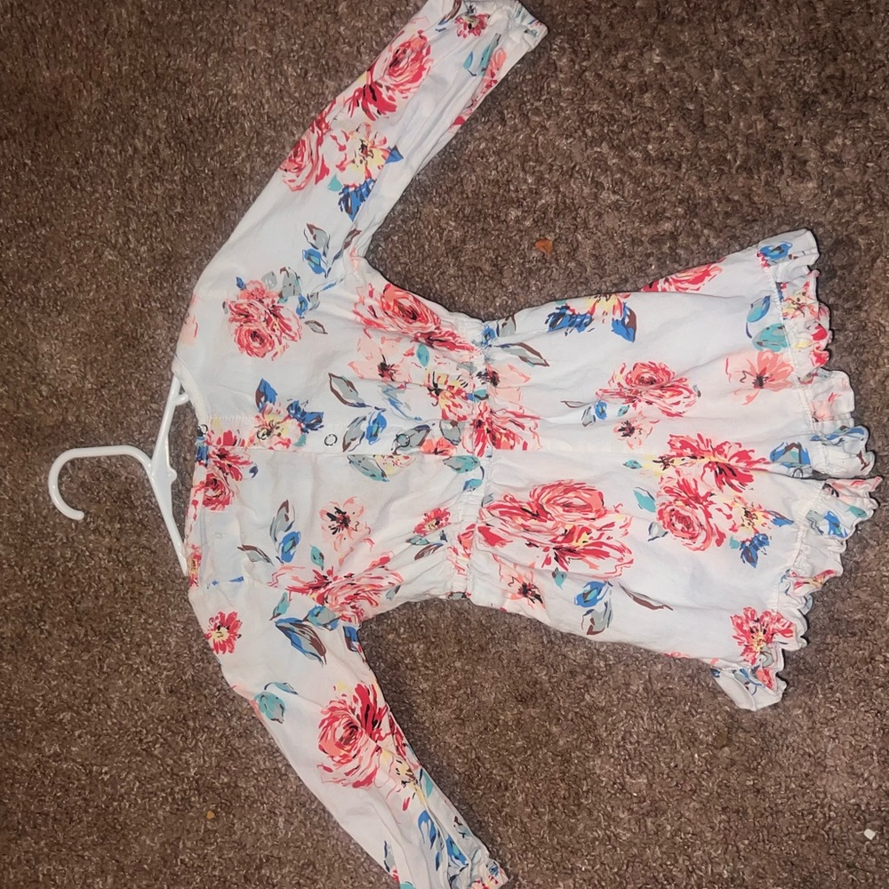 Romper - Picture 2 of 3